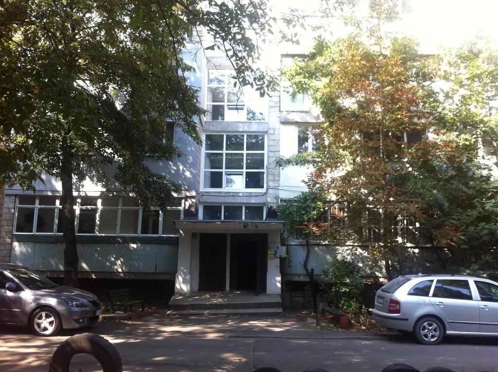Apartment Miorita Chisinau Ngoại thất bức ảnh